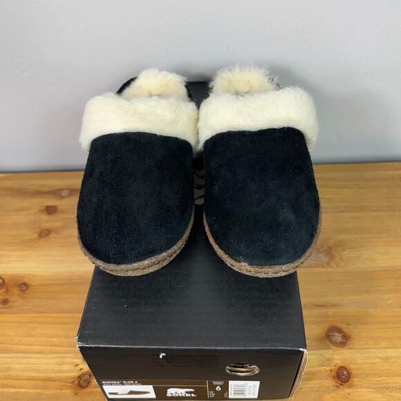 New Sorel Nakiska Slide II Slippers in Black Suede Women's Size 6 - Picture 2 of 9